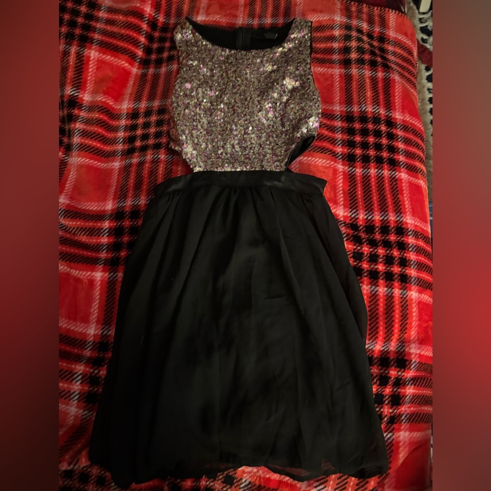 Forever 21 Sparkling Pink and Black Formal Dress